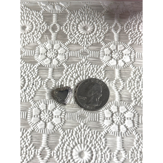 Romantic Heirloom Jewelry-Dainty Silver-Tone Photo Locket for Doll Tiny Keepsake