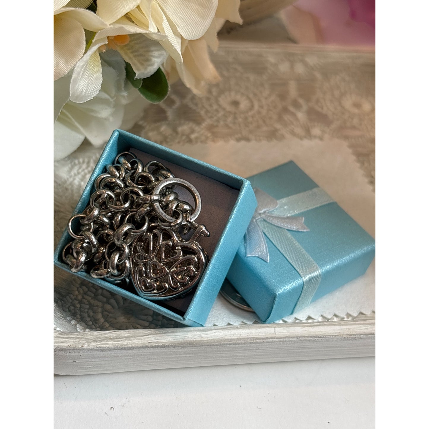 Photo Keepsake: Vintage Silver-Tone Heart Locket Necklace Filigree Detailing Blue Gift Box