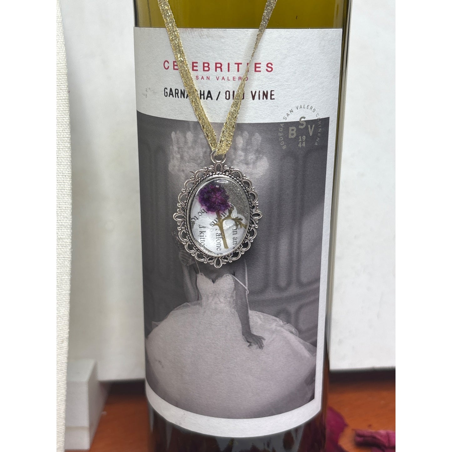 Pressed Flower Pendant with Vintage Book Words – Recycled Literary Keepsake Necklace Purple