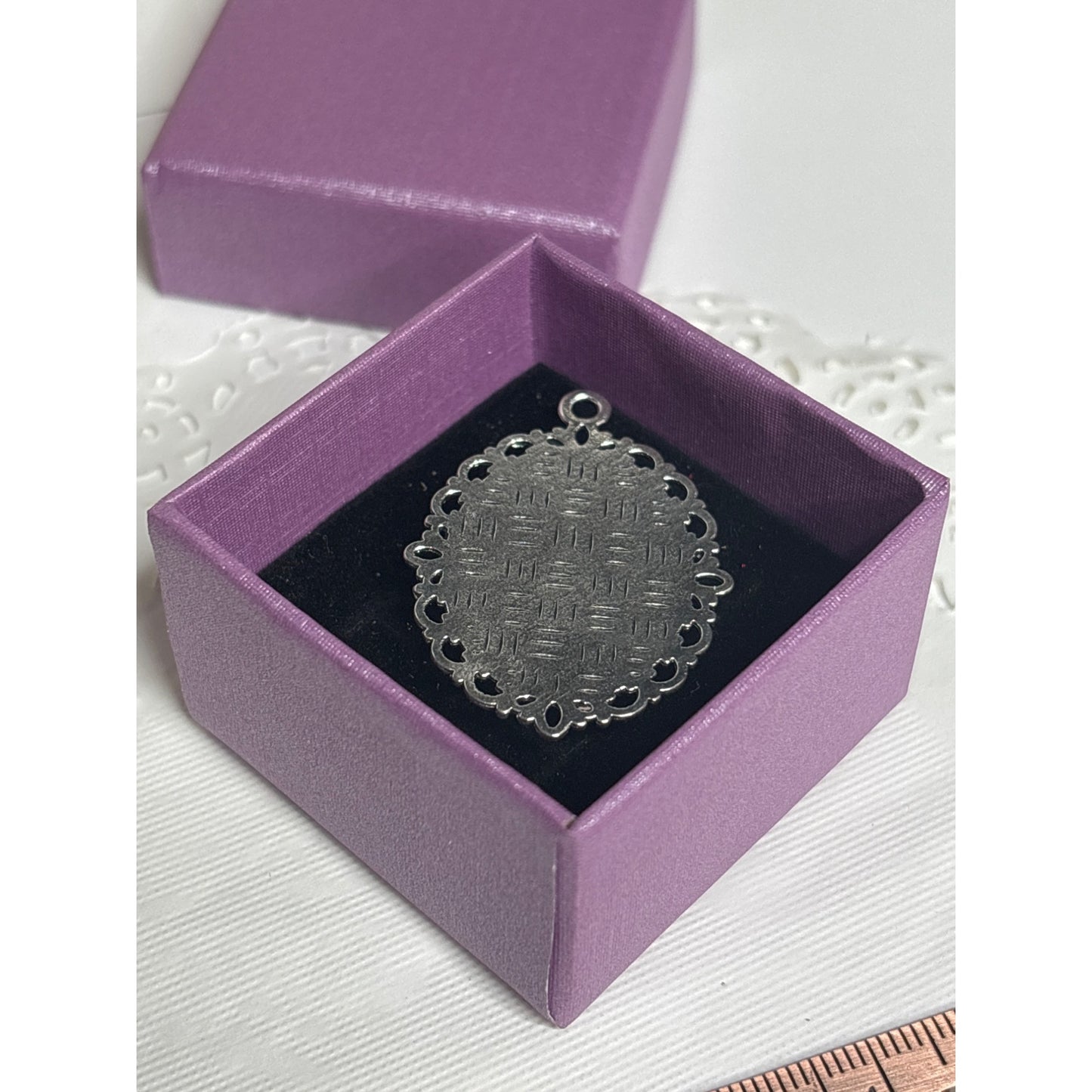 Pressed Flower Pendant with Vintage Book Words – Recycled Literary Keepsake Necklace Purple