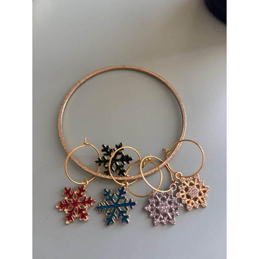 Gold Snowflake Wine Glass Charms Set With Rhinestones & Enamel - Elegant Party Drink Markers