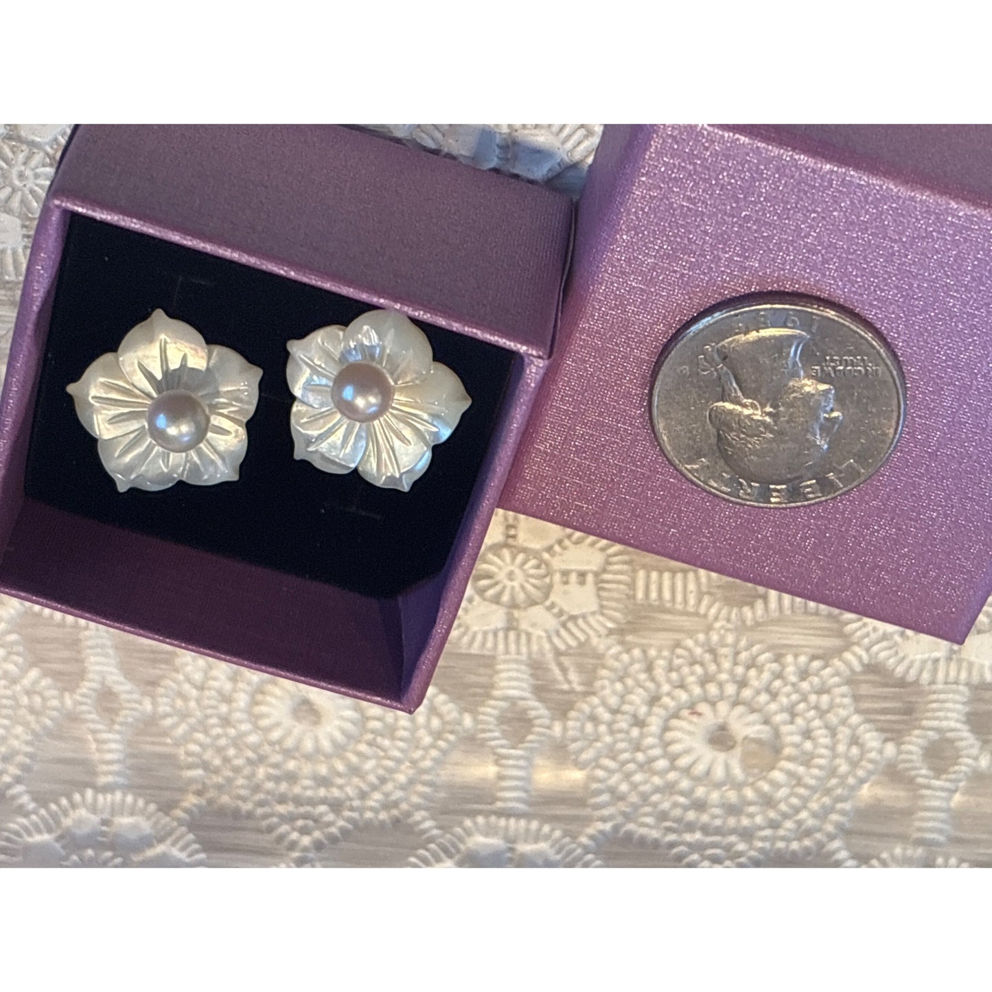 Vintage Mother Of Pearl & Pearl Flower Stud Earrings Sterling Silver 925