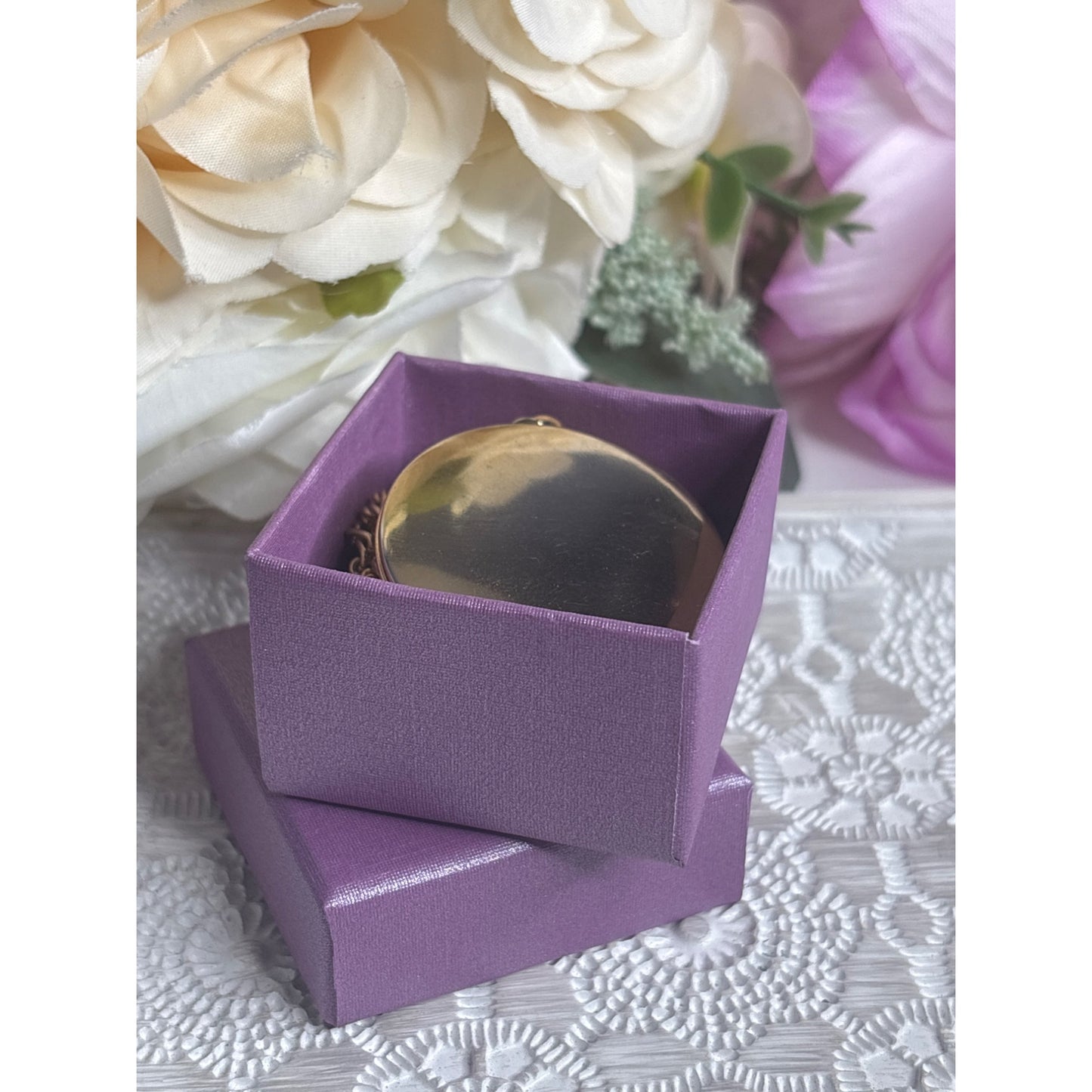 Vintage Gold-Tone Round Locket Necklace Wedding Photo