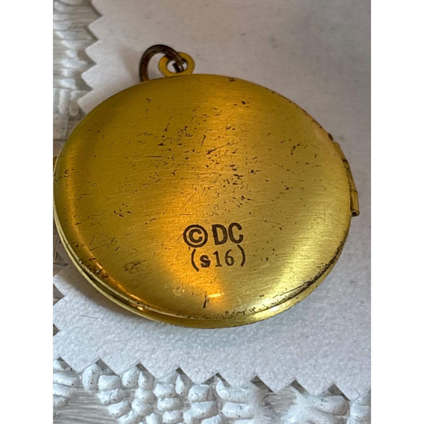 Vintage DC Wonder Woman Gold-Tone Locket Pendant With Blue Stone In Gift Box