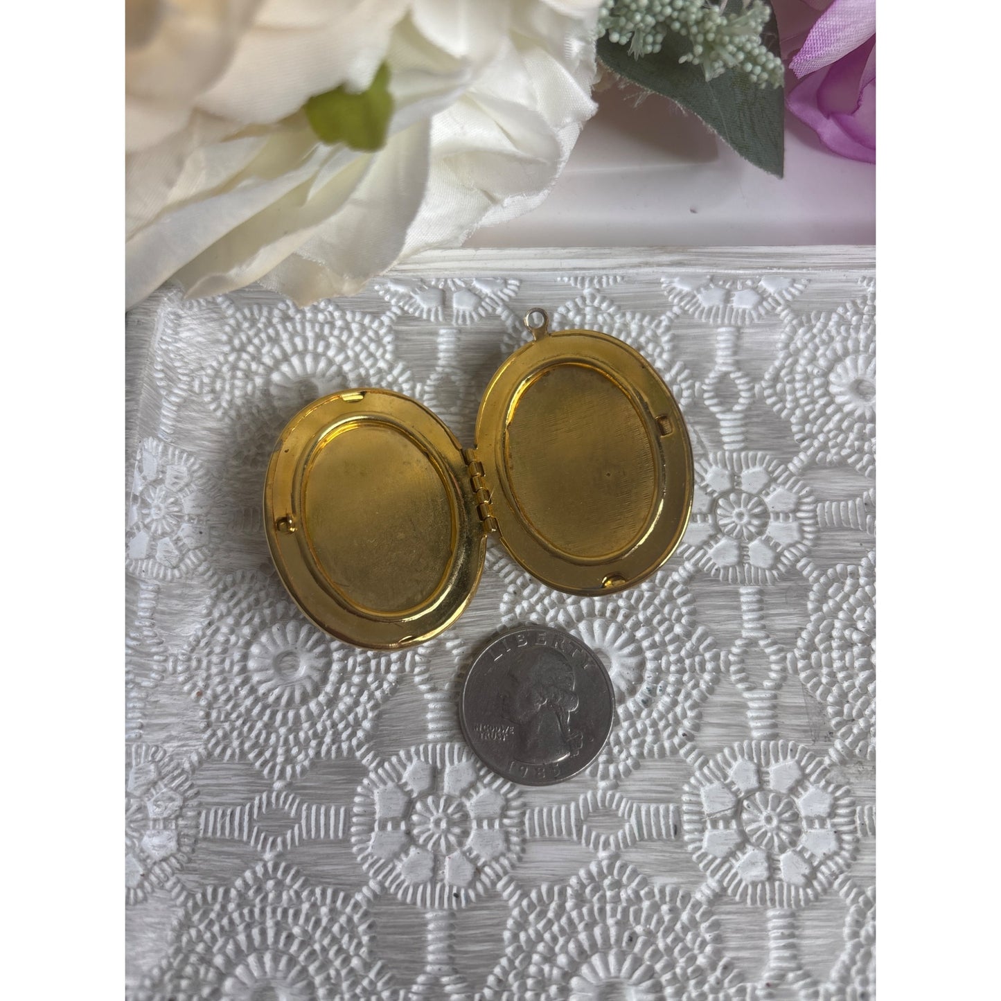 Vintage Gold Tone Oval Locket With Painted Scene Of Couple & Umbrella Hinged Design Holds Two Photos