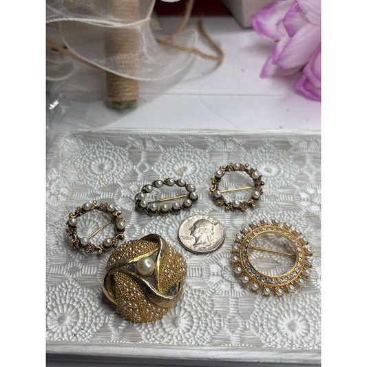 Vintage Gold & Faux Pearl Brooch Set ART