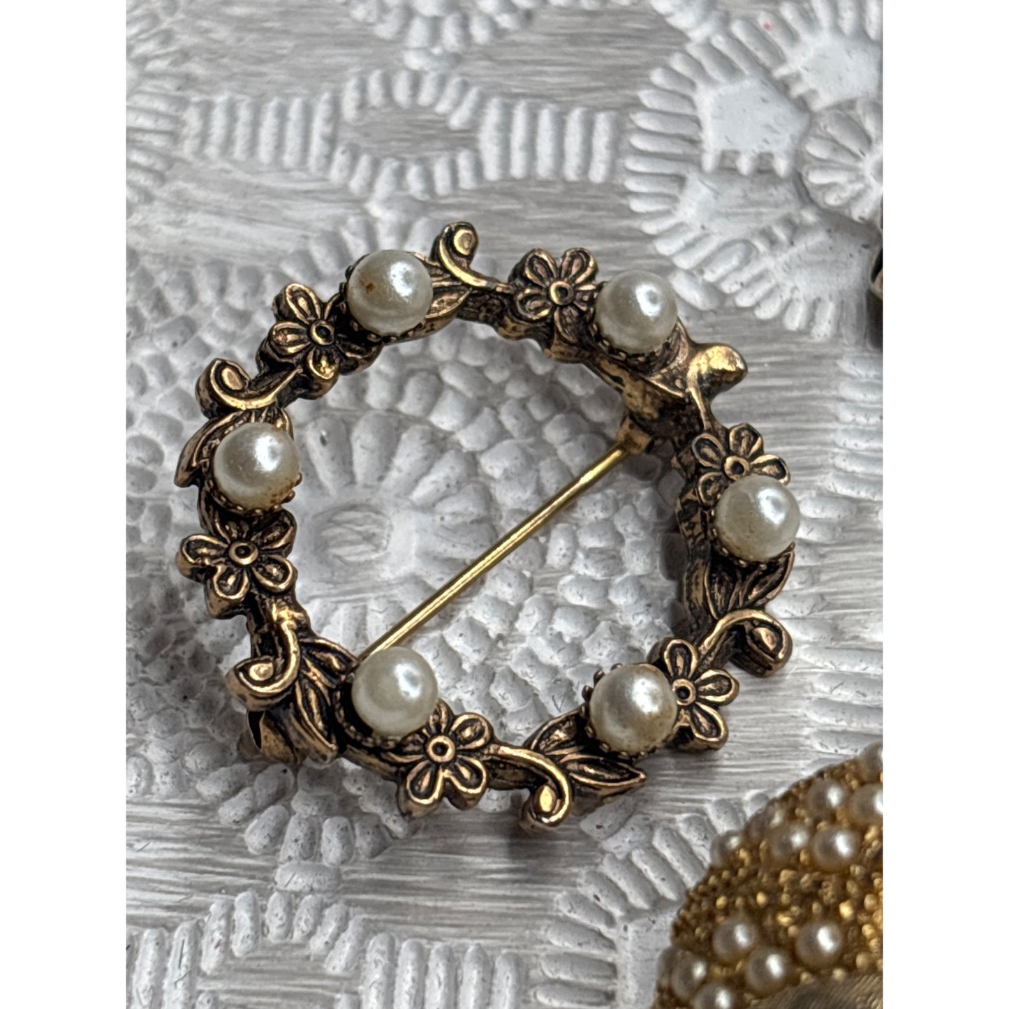 Vintage Gold & Faux Pearl Brooch Set ART