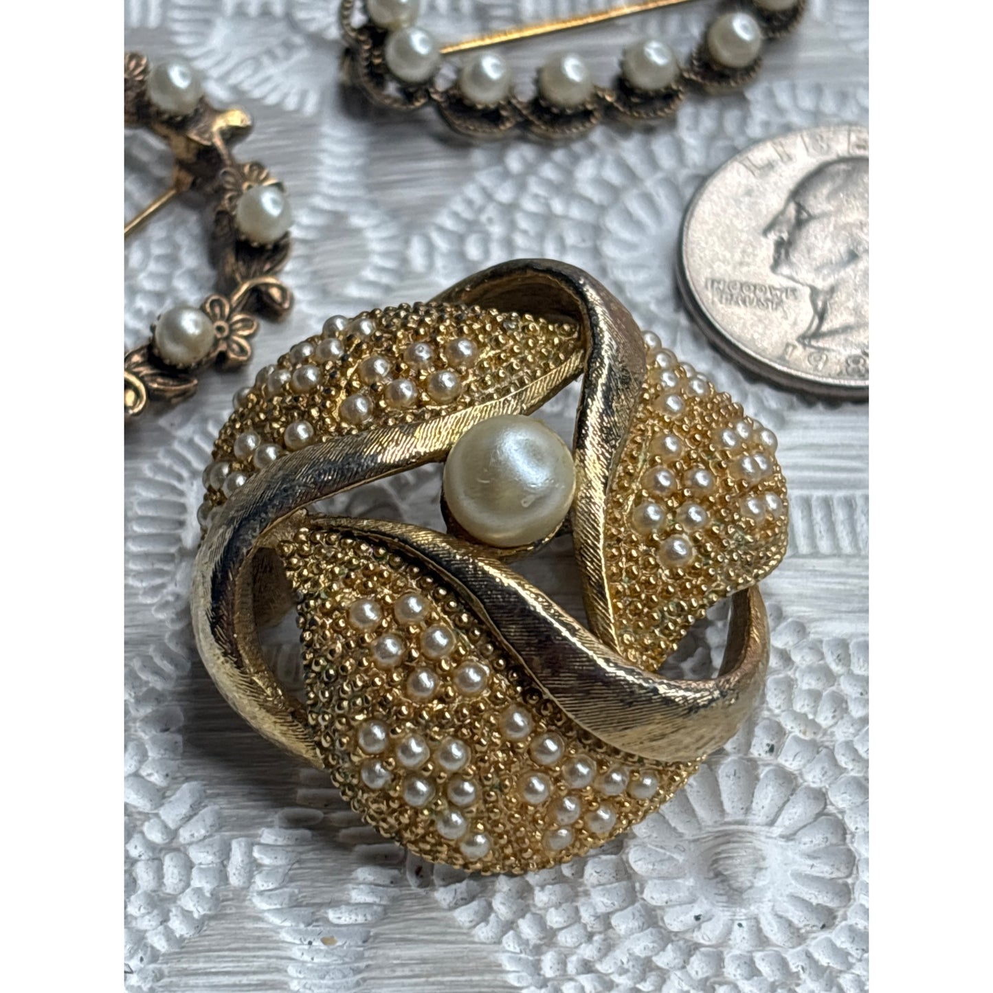 Vintage Gold & Faux Pearl Brooch Set ART