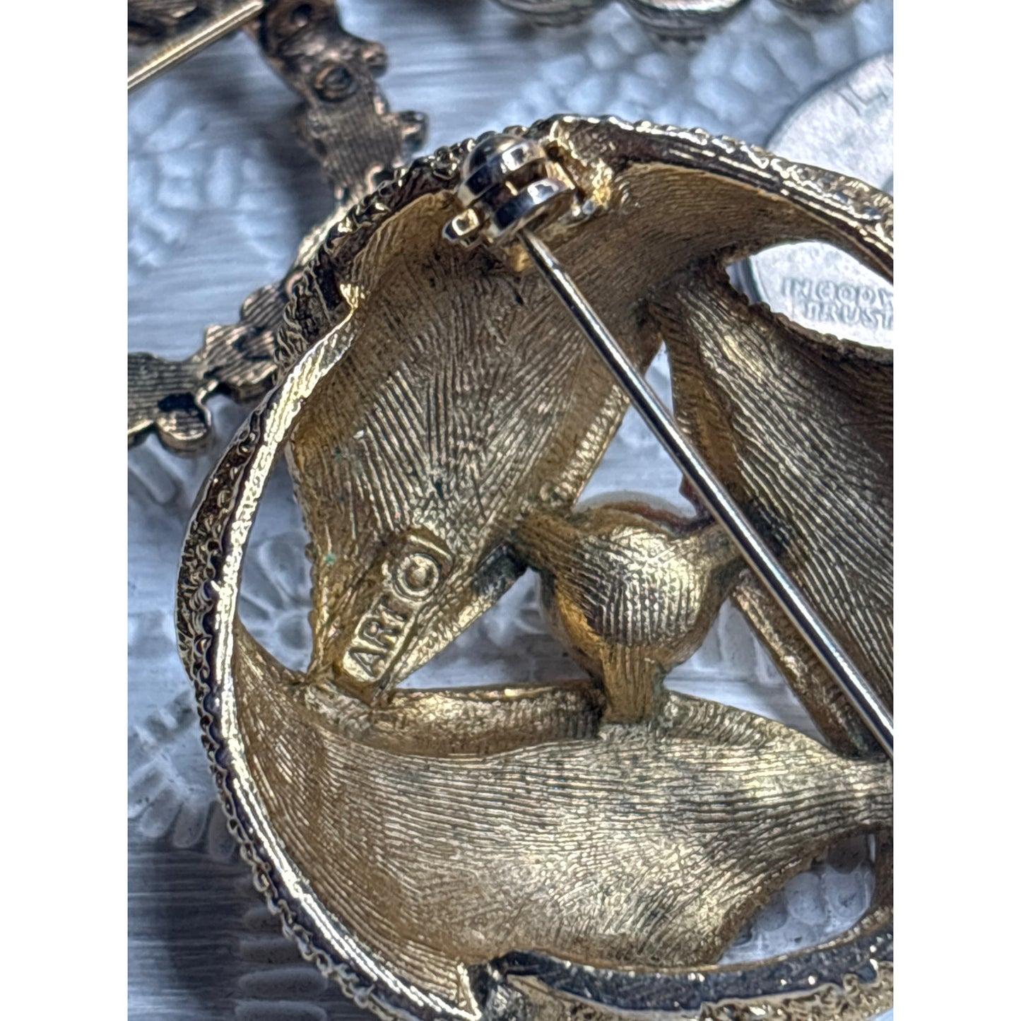 Vintage Gold & Faux Pearl Brooch Set ART