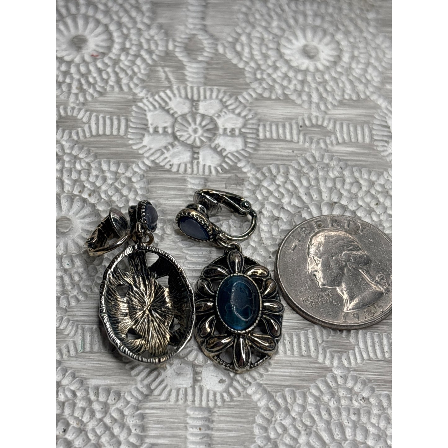 Avon Silver-Tone Oval Earrings With Blue Stone & Floral Design Vintage Jewelry