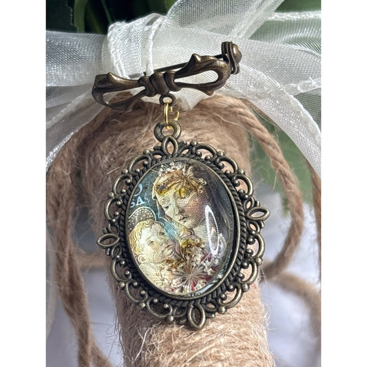 Vintage Mother & Child Stamp Brooch with Real Dried Flowers — 18x25mm Pendant | Bridal Bouquet Charm • Memorial Jewelry
