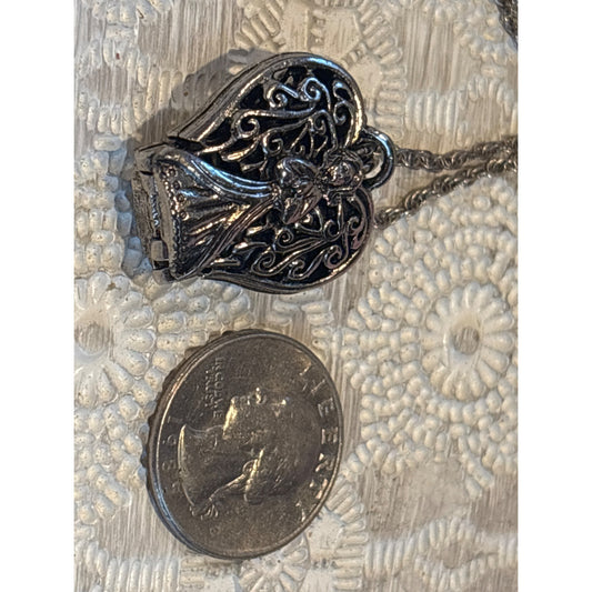 Prayer Locket: Vintage Camco Silver-Tone Angel Filigree Design & Chain
