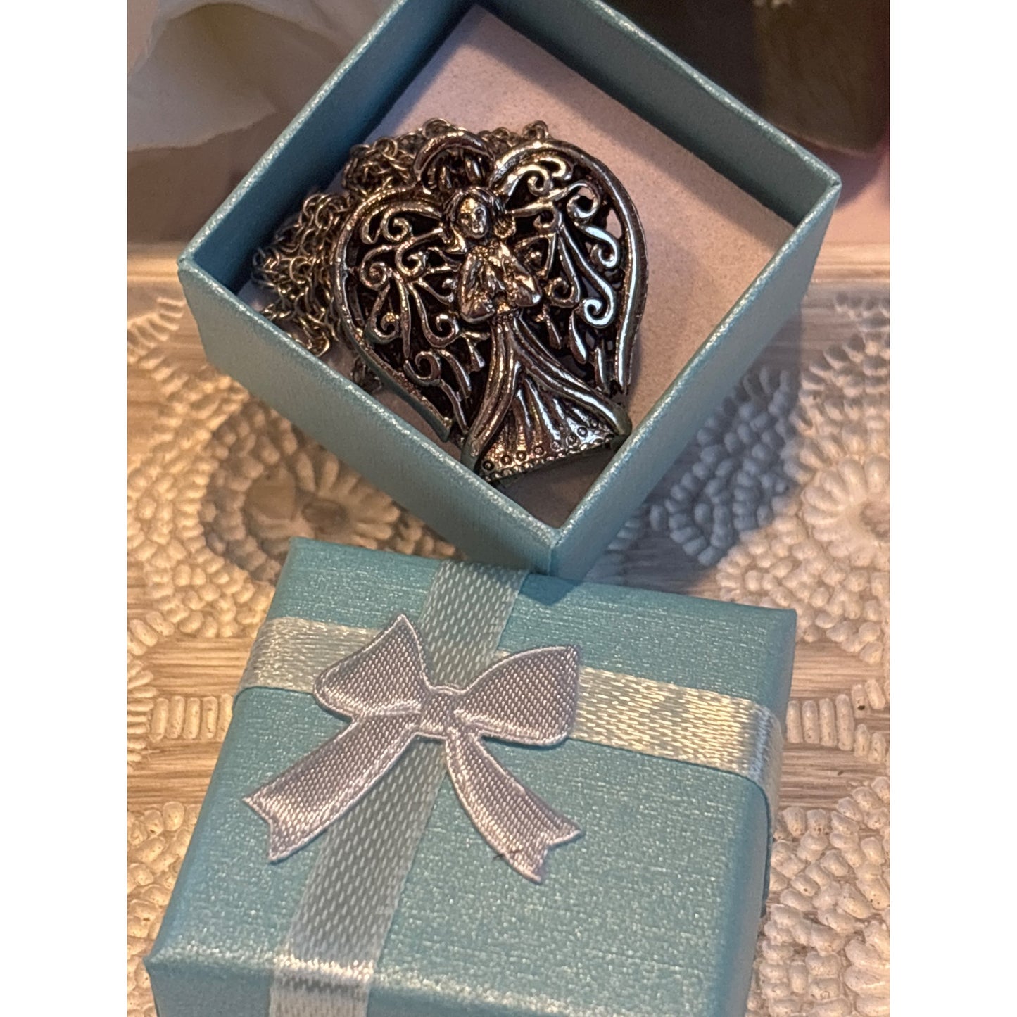 Prayer Locket: Vintage Camco Silver-Tone Angel Filigree Design & Chain