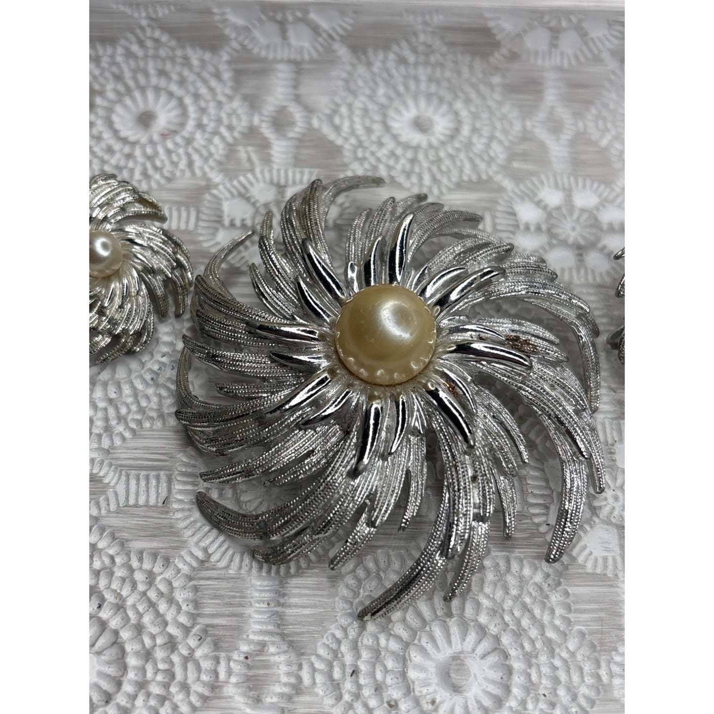 Vintage Sarah Coventry Silver-Tone Brooch Earrings Set Faux Pearl Accents - Missing Pin Tarnish Present